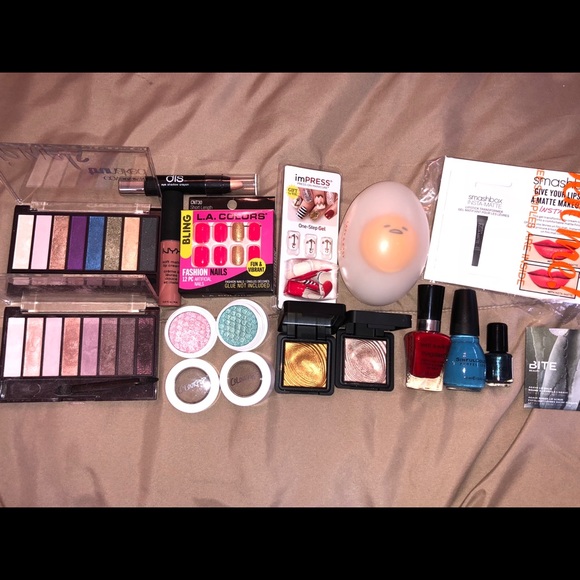 Other - MAKEUP BUNDLE
